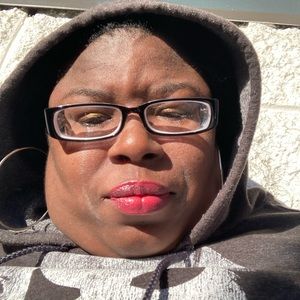 Meet your Posher, Nichole